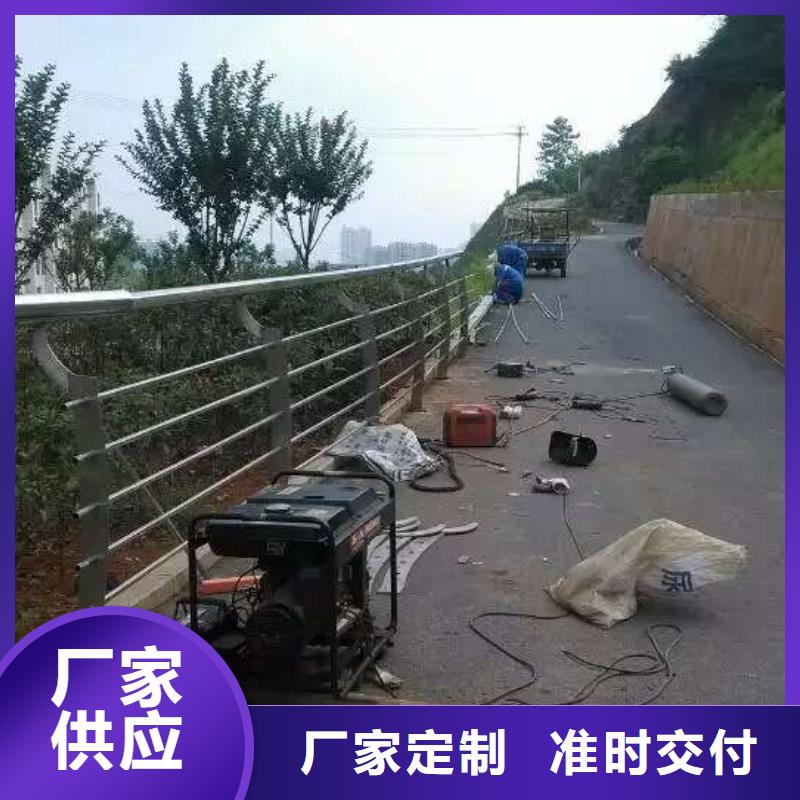 景觀護(hù)欄_不銹鋼復(fù)合管橋梁護(hù)欄產(chǎn)地工廠