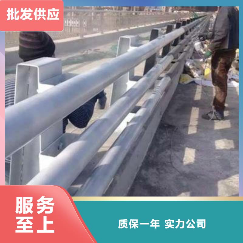 不銹鋼復(fù)合管橋梁護(hù)欄不銹鋼復(fù)合管方管現(xiàn)貨交易