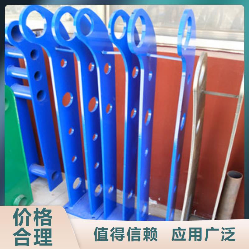 橋梁護欄鍍鋅波形護欄品質(zhì)保障價格合理