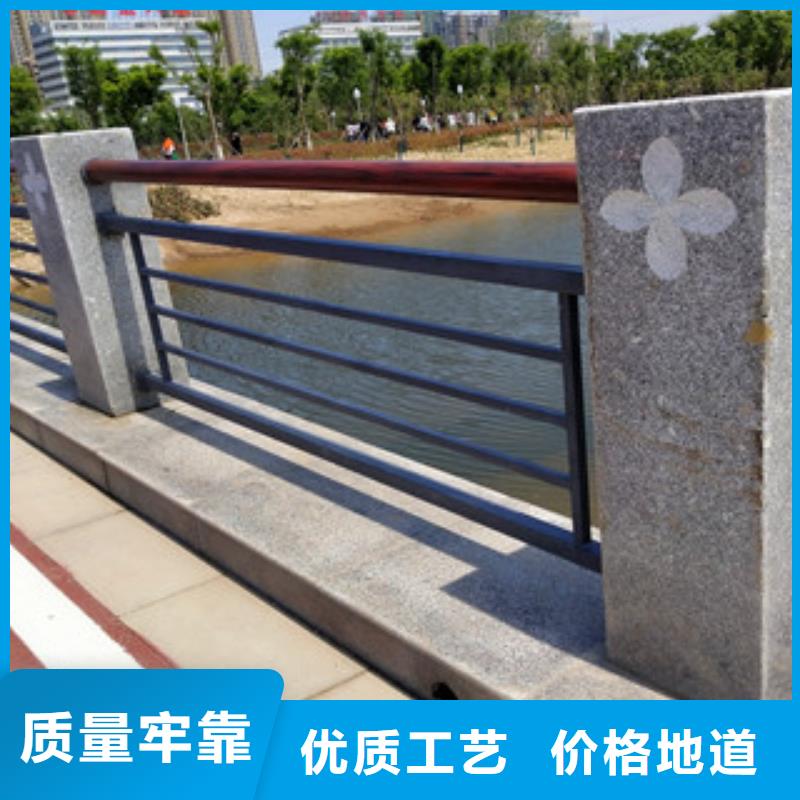 護(hù)欄旋轉(zhuǎn)護(hù)欄滿足客戶所需