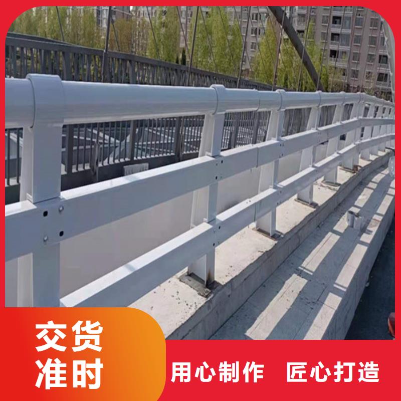 不銹鋼復(fù)合管檢票口隔離欄桿嚴(yán)選好貨
