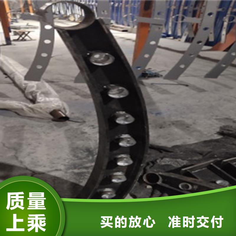 不銹鋼復合管護欄橋梁防撞立柱廠家銷售