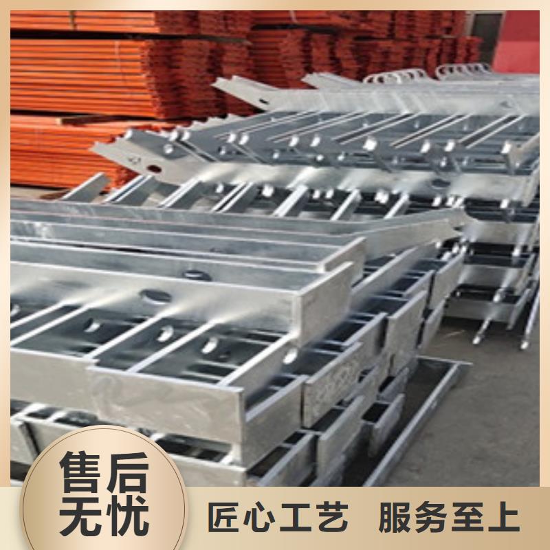 不銹鋼復(fù)合管護欄橋梁護欄誠信商家