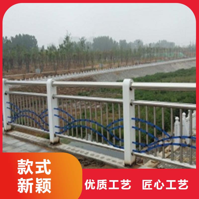 護(hù)欄-熱鍍鋅噴塑鋼板立柱批發(fā)價(jià)格