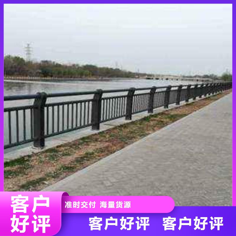 橋梁護(hù)欄熱鍍鋅噴塑鋼板立柱精工細(xì)致打造