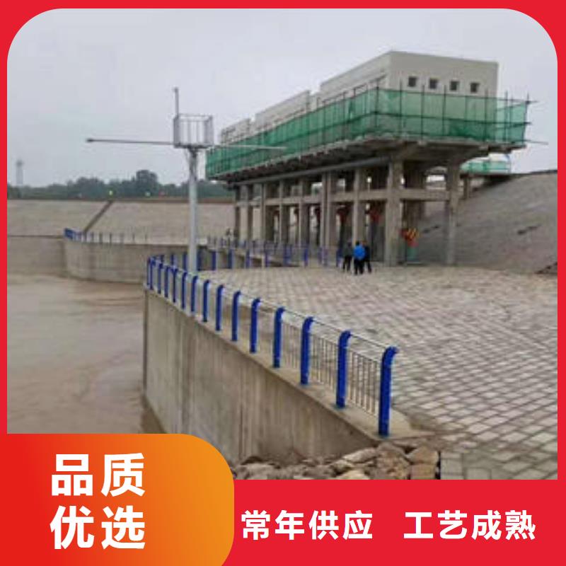 不銹鋼碳素鋼復(fù)合管護(hù)欄不銹鋼橋梁護(hù)欄廠家工藝先進(jìn)
