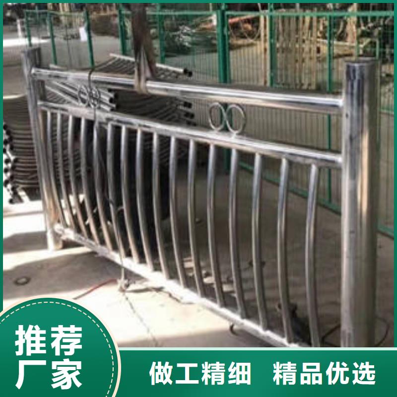 不銹鋼復(fù)合管橋梁護欄橋梁護欄立柱源頭采購