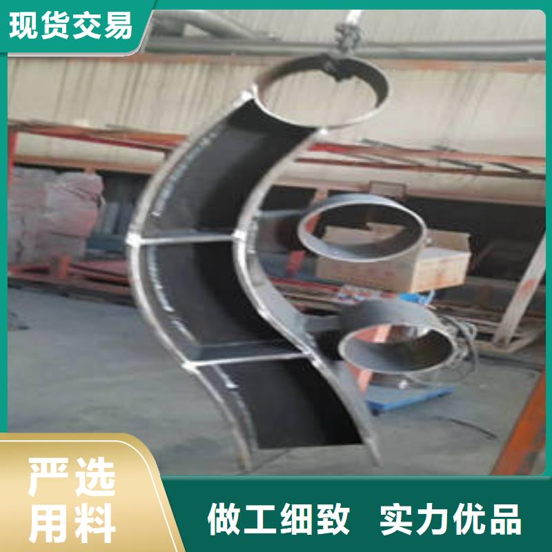 不銹鋼復(fù)合管橋梁護(hù)欄-道路隔離欄桿工廠自營