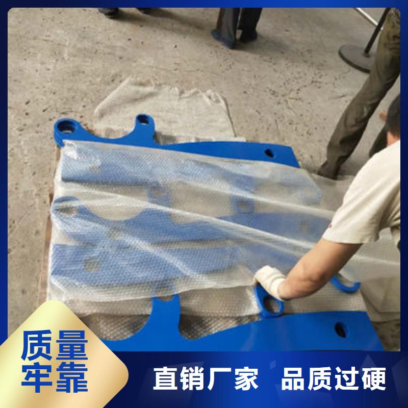 公路护栏河道护栏厂家大量现货