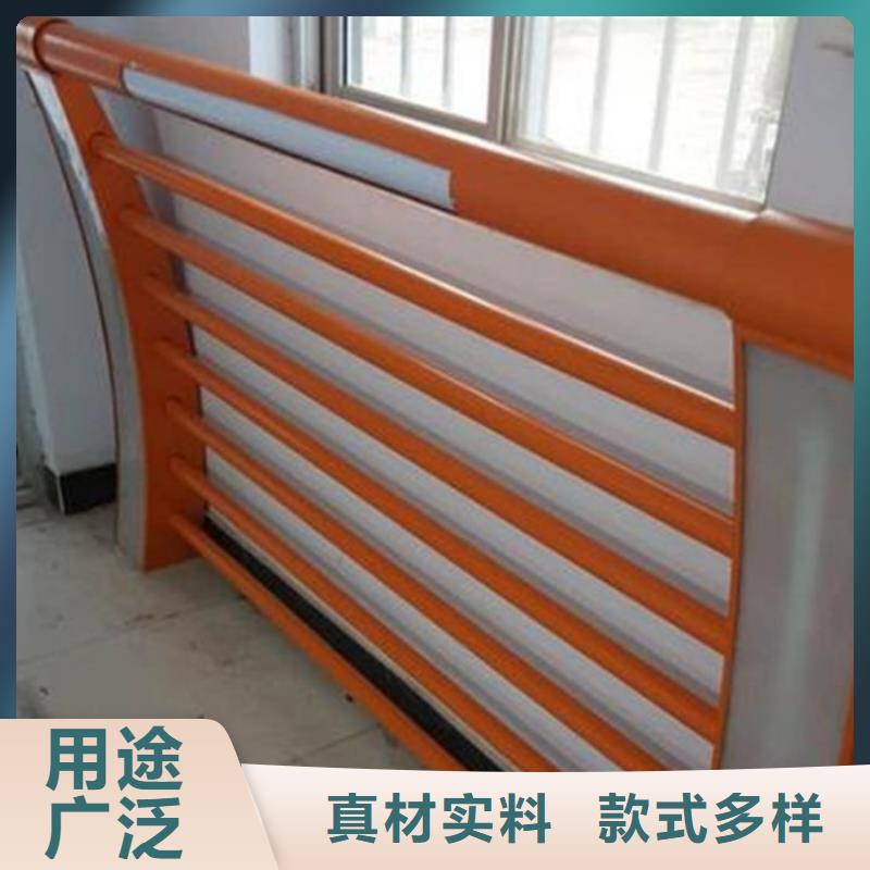 燈光護欄M型防撞護欄源頭廠家經(jīng)驗豐富