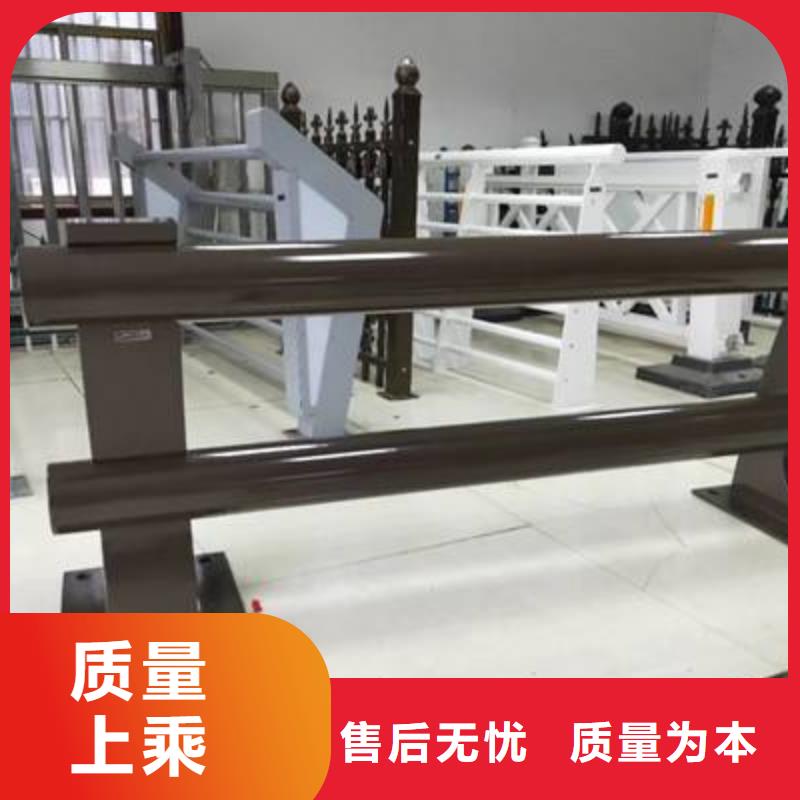防撞護欄燈光護欄用品質(zhì)說話