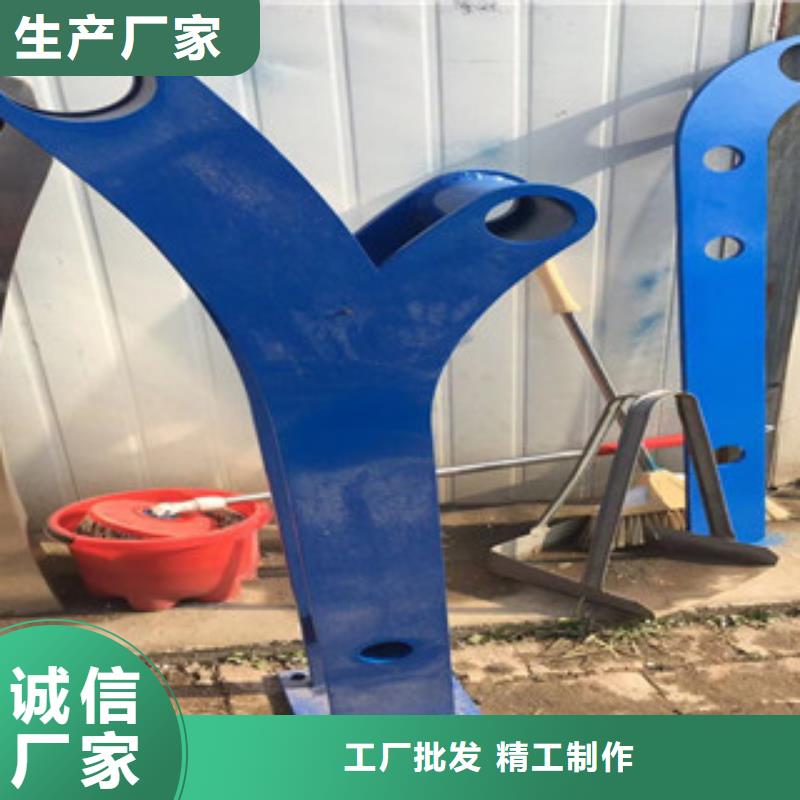 立柱304不銹鋼復(fù)合管重信譽(yù)廠家