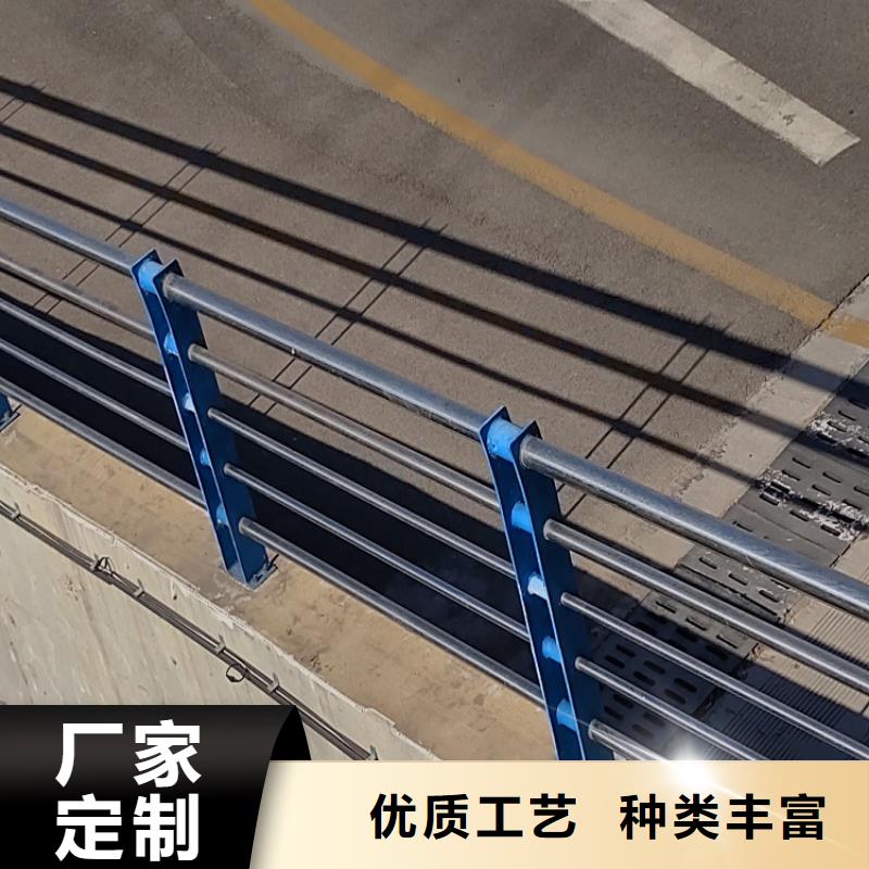 不銹鋼復合管政道路防護欄優(yōu)選廠商