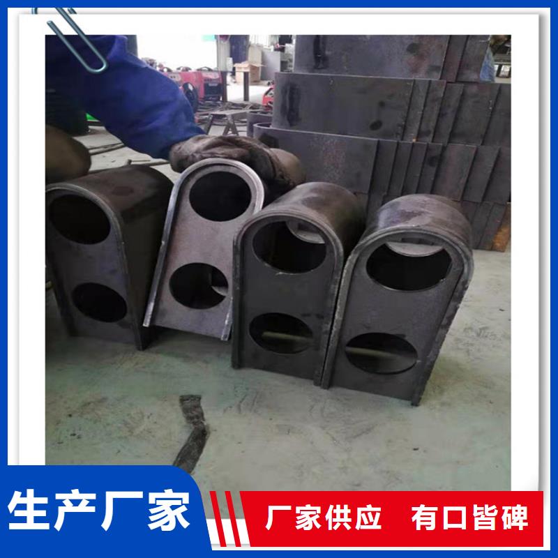 不銹鋼復(fù)合管護欄波形護欄品質(zhì)值得信賴