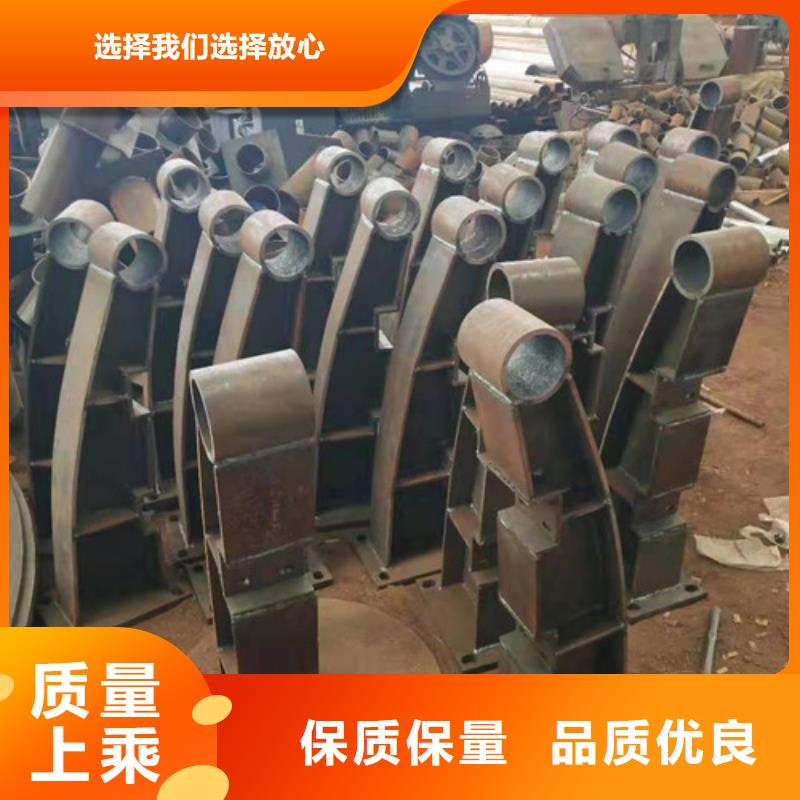 景觀護(hù)欄-木紋轉(zhuǎn)印護(hù)欄敢與同行比價格