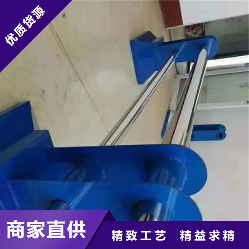 不銹鋼護欄防撞護欄多年經(jīng)驗值得信賴