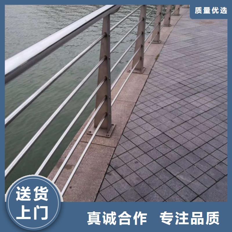 不銹鋼復(fù)合管景區(qū)木棧道拉索護(hù)欄廠家實(shí)力雄厚