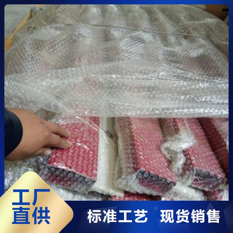 不銹鋼復(fù)合管市政道路防護欄隨心所欲定制