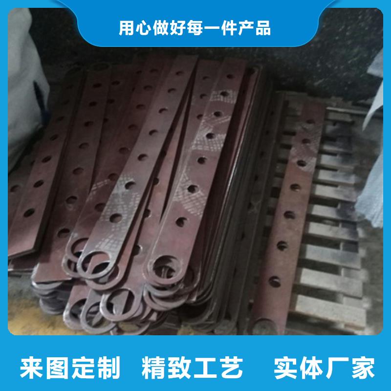 不銹鋼復(fù)合管-M型防撞護(hù)欄廠家直接面向客戶