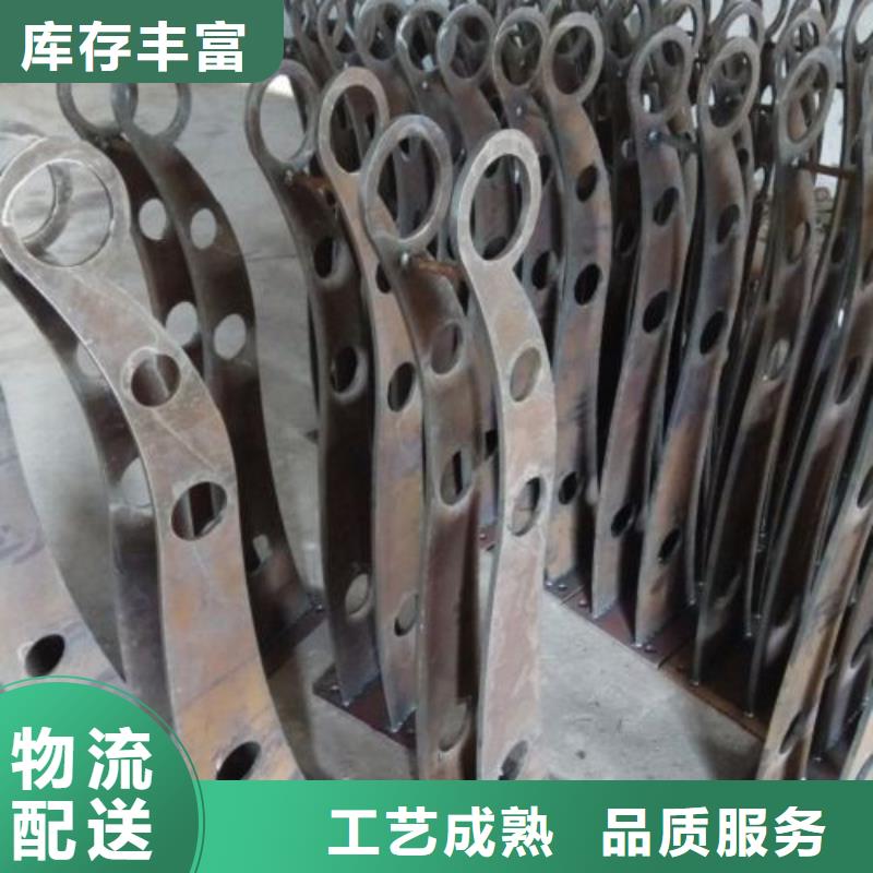 不銹鋼護欄不銹鋼立柱廠家擁有先進的設備