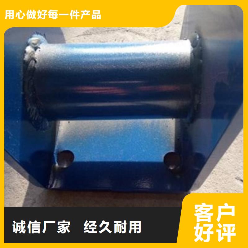 立柱_防撞立柱追求細(xì)節(jié)品質(zhì)