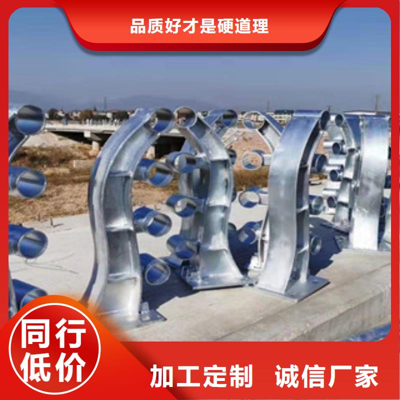 復(fù)合管木棧道拉索護(hù)欄質(zhì)量看得見