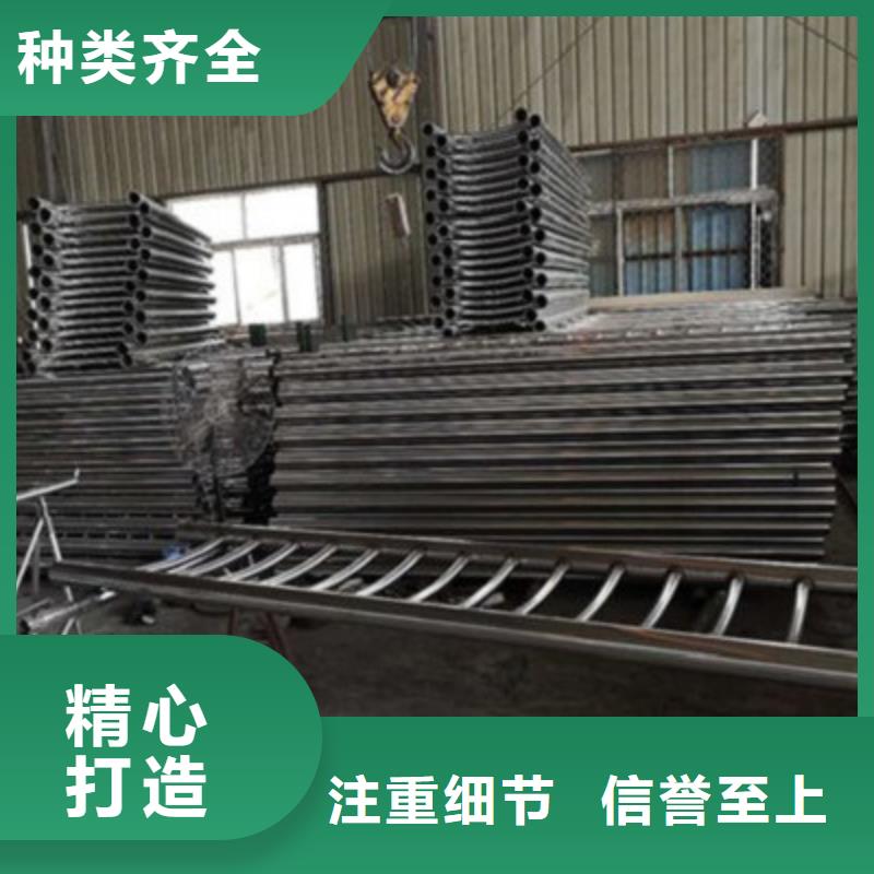 橋梁燈光防撞護(hù)欄,橋梁防撞護(hù)欄誠信廠家