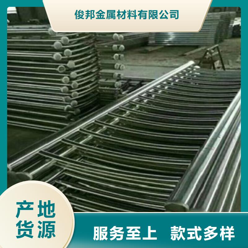 橋梁燈光防撞護(hù)欄不銹鋼護(hù)欄客戶信賴的廠家