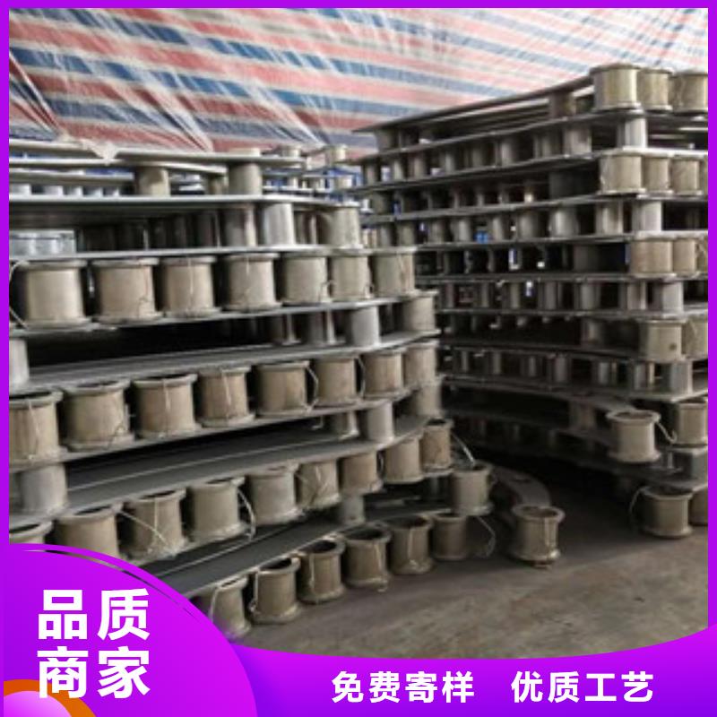 防撞護(hù)欄河道護(hù)欄商家直供