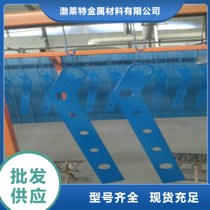 防撞立柱防撞護(hù)欄滿足多種行業(yè)需求