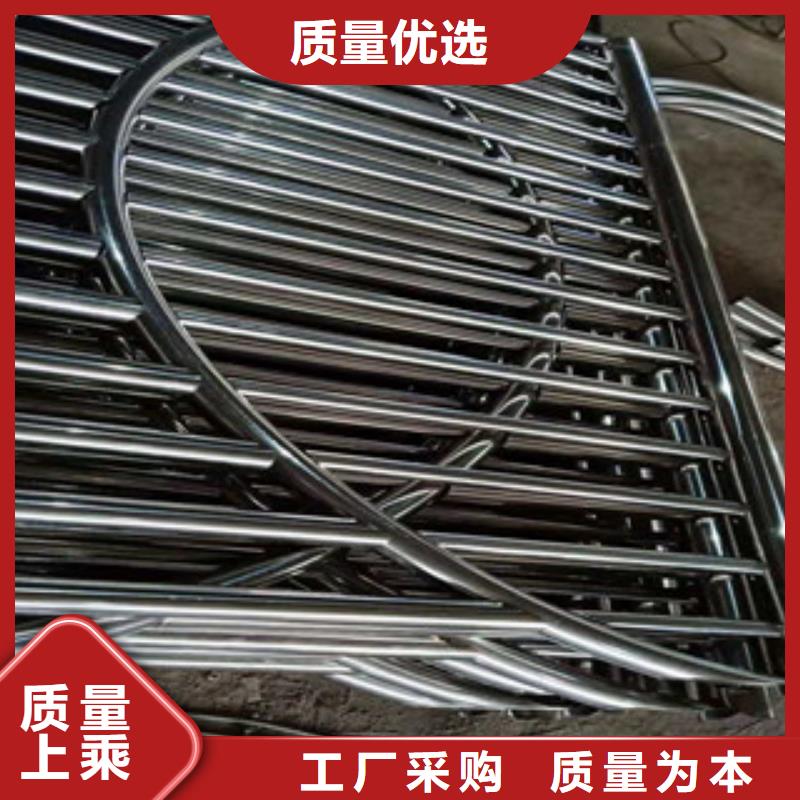 不銹鋼復(fù)合管景觀護(hù)欄道路橋梁護(hù)欄當(dāng)?shù)刎浽?/></p><p><img src=