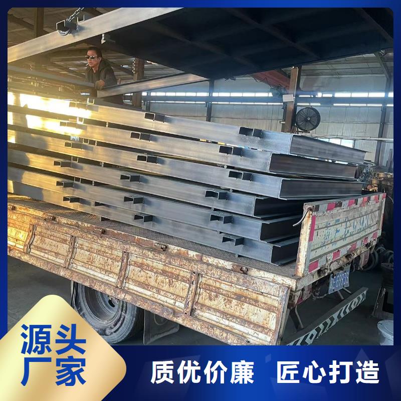 鋼閘門格柵清污機(jī)技術(shù)先進(jìn)