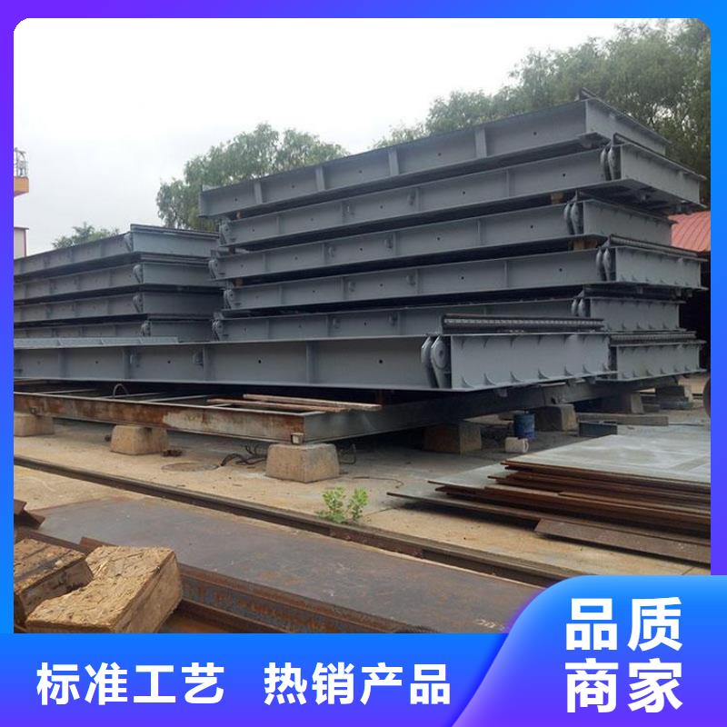 鋼閘門_移動(dòng)式卷揚(yáng)啟閉機(jī)源頭實(shí)體廠商