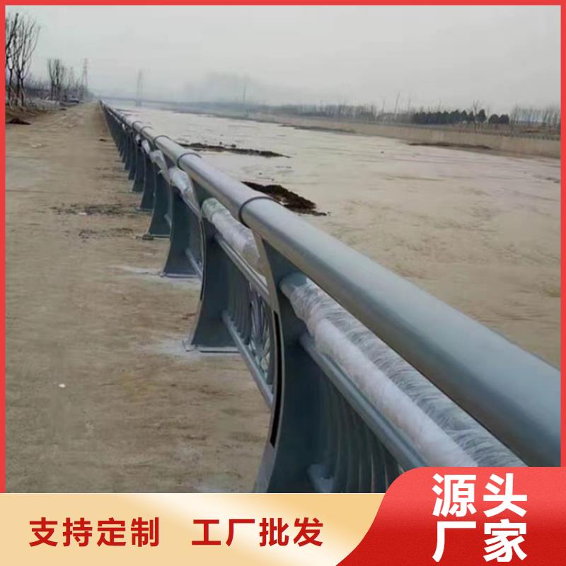 鋼板包廂橋梁防撞護(hù)欄展鴻護(hù)欄長(zhǎng)期有賣