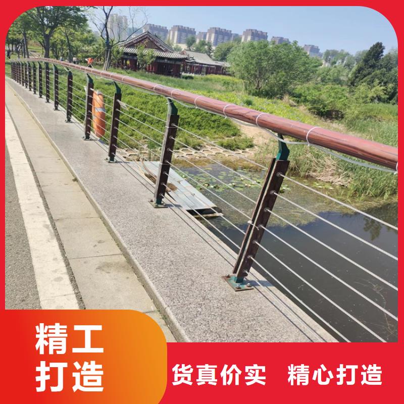 鋼板包廂橋梁防撞護(hù)欄展鴻護(hù)欄長(zhǎng)期有賣