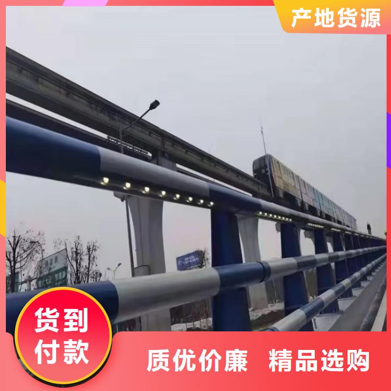 高架橋防撞護(hù)欄表面光滑不起泡