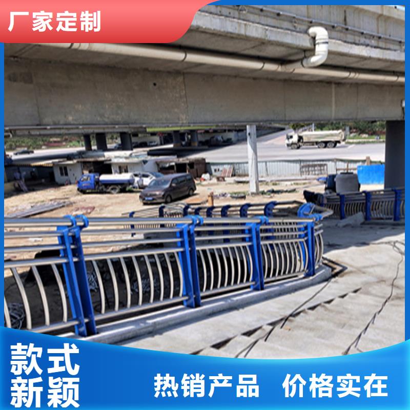 靜電噴塑欄桿立柱壽命長久