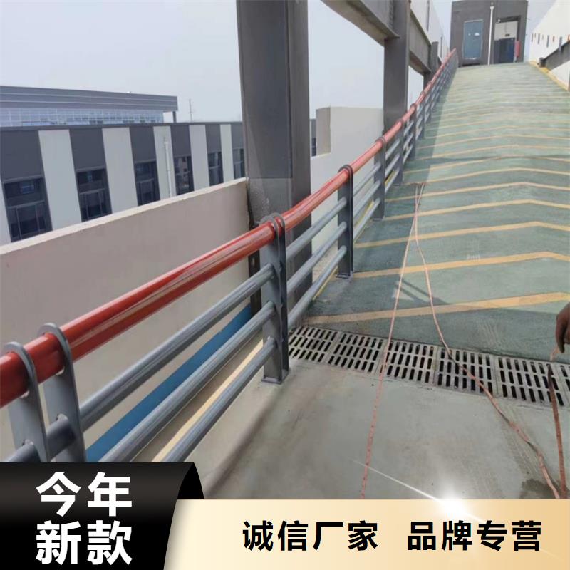 橋梁靜電噴塑防撞護欄抗撞擊安裝方便