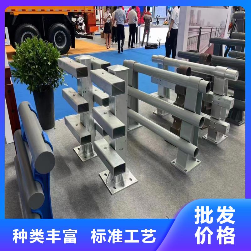 铝合金灯光栏杆产品经久耐用