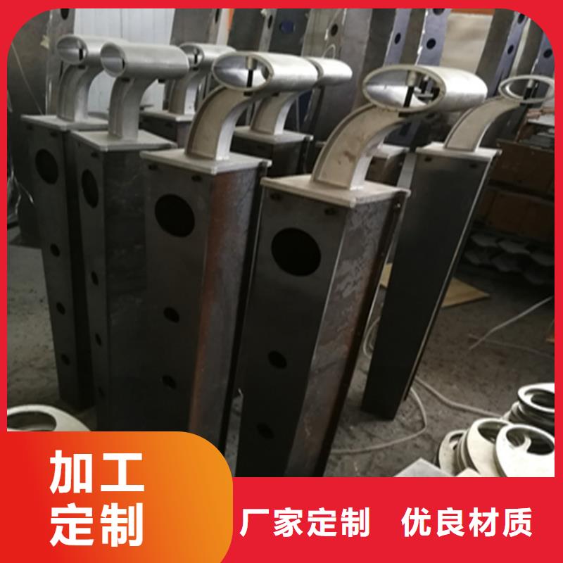 鋅鋼橋梁防撞護(hù)欄款式新穎