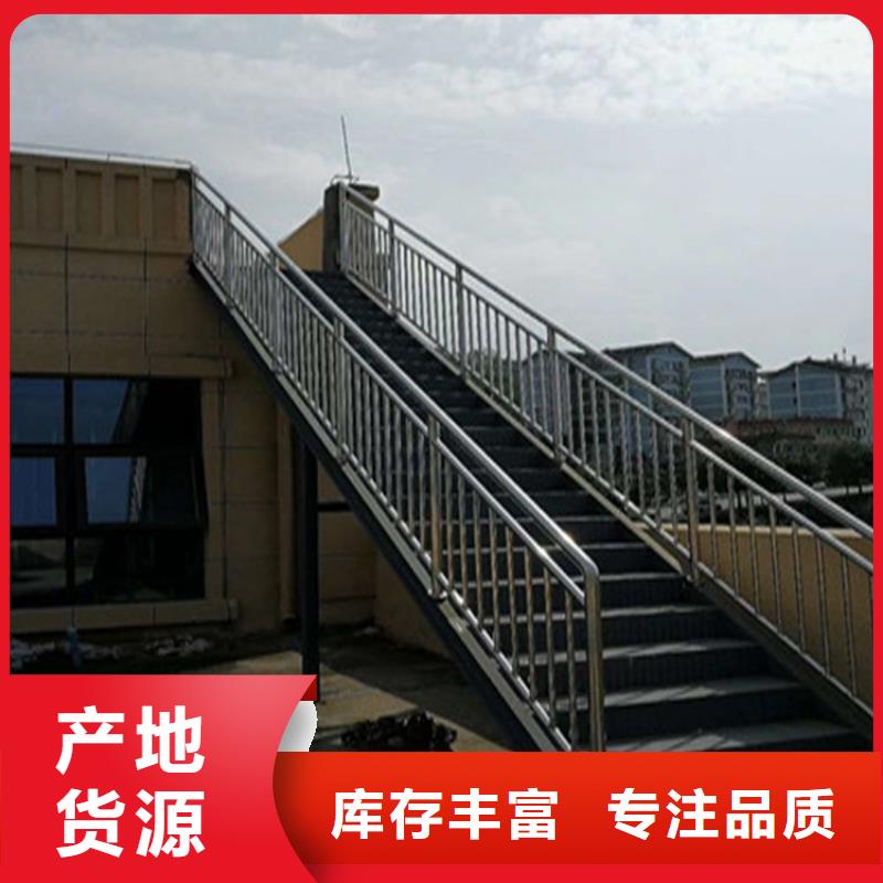 鍍鋅管橋梁防撞護欄安裝靈活