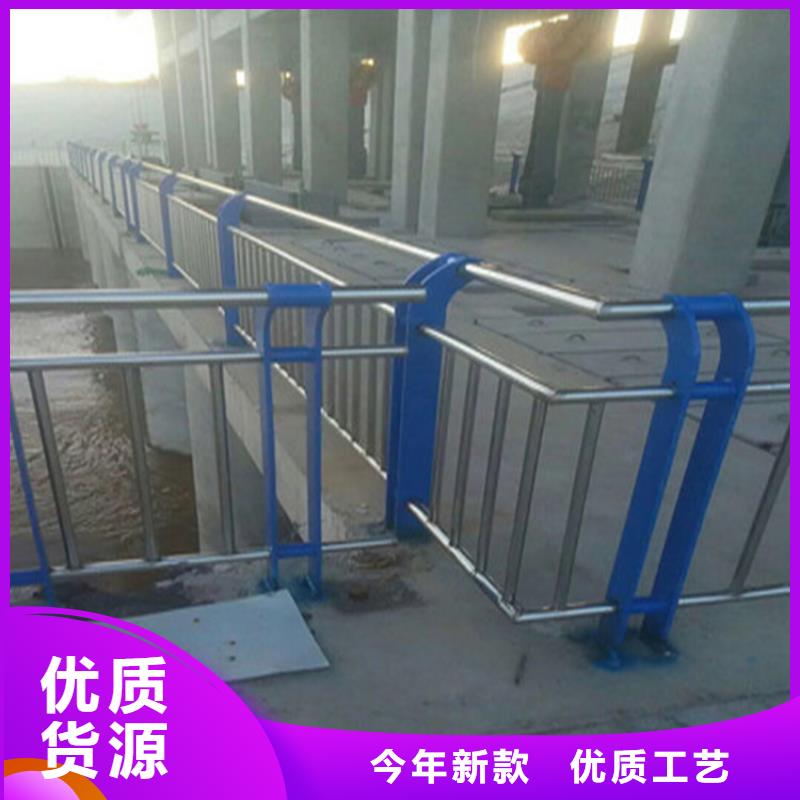 橋梁靜電噴塑防撞護(hù)欄造型別致