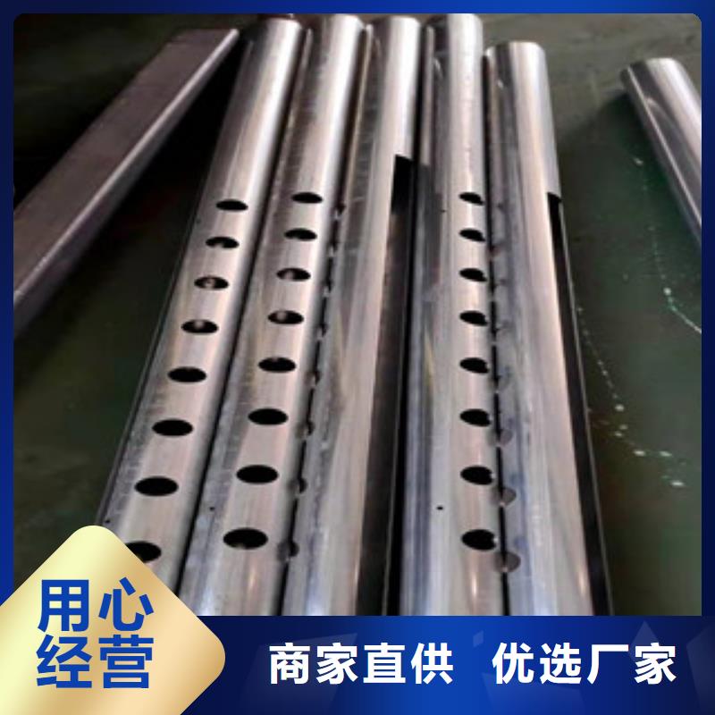 橋梁護欄不銹鋼復合管護欄專業(yè)生產(chǎn)品質保證