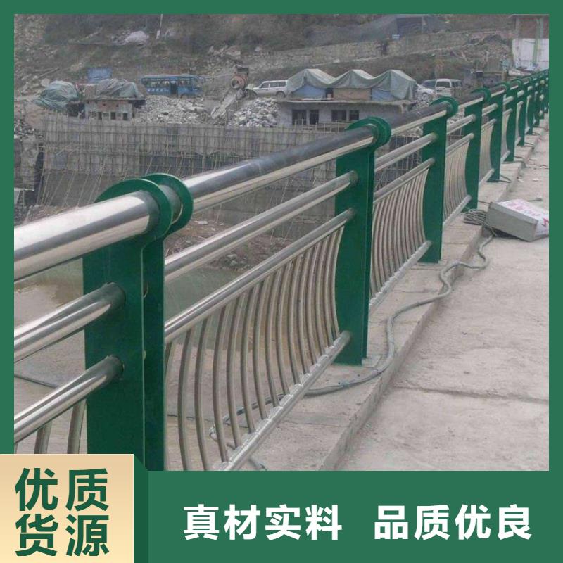 橋梁護欄Q235鋼板立柱專業(yè)生產(chǎn)團隊