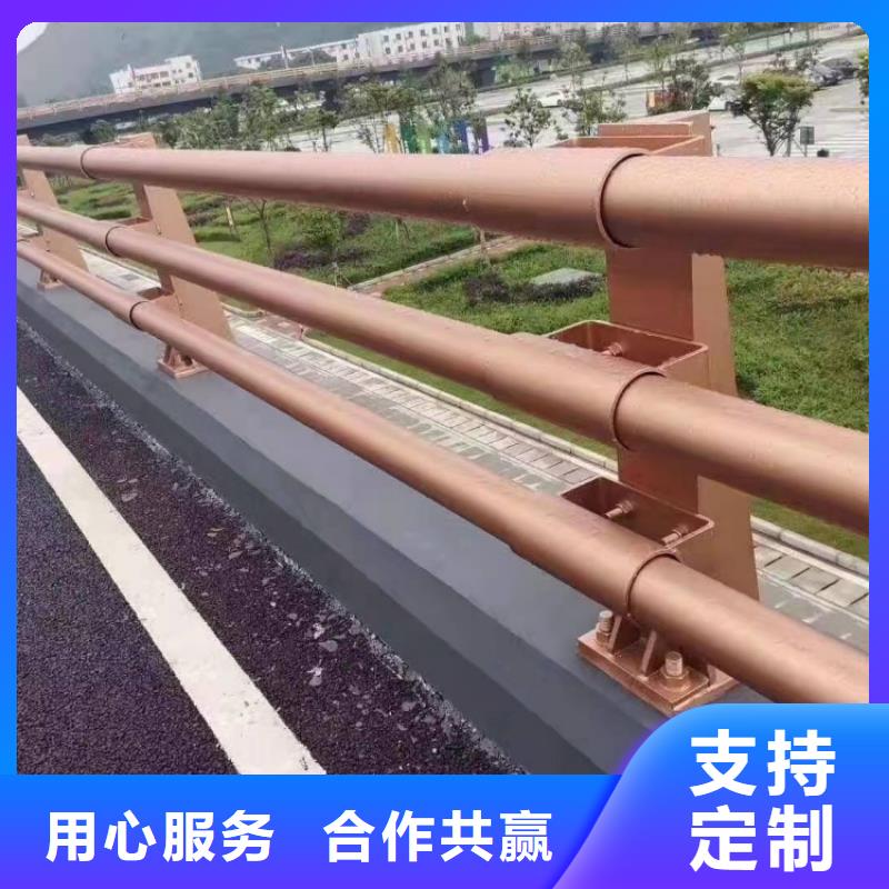 橋梁護(hù)欄防撞燈光欄桿嚴(yán)選用料