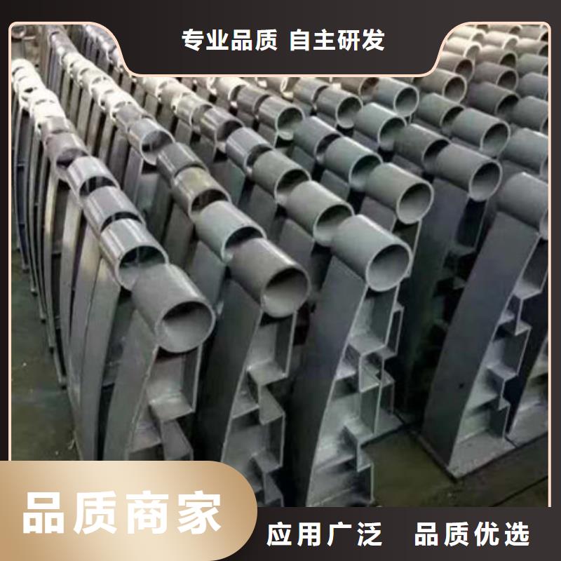 護(hù)欄304不銹鋼復(fù)合管市場(chǎng)報(bào)價(jià)