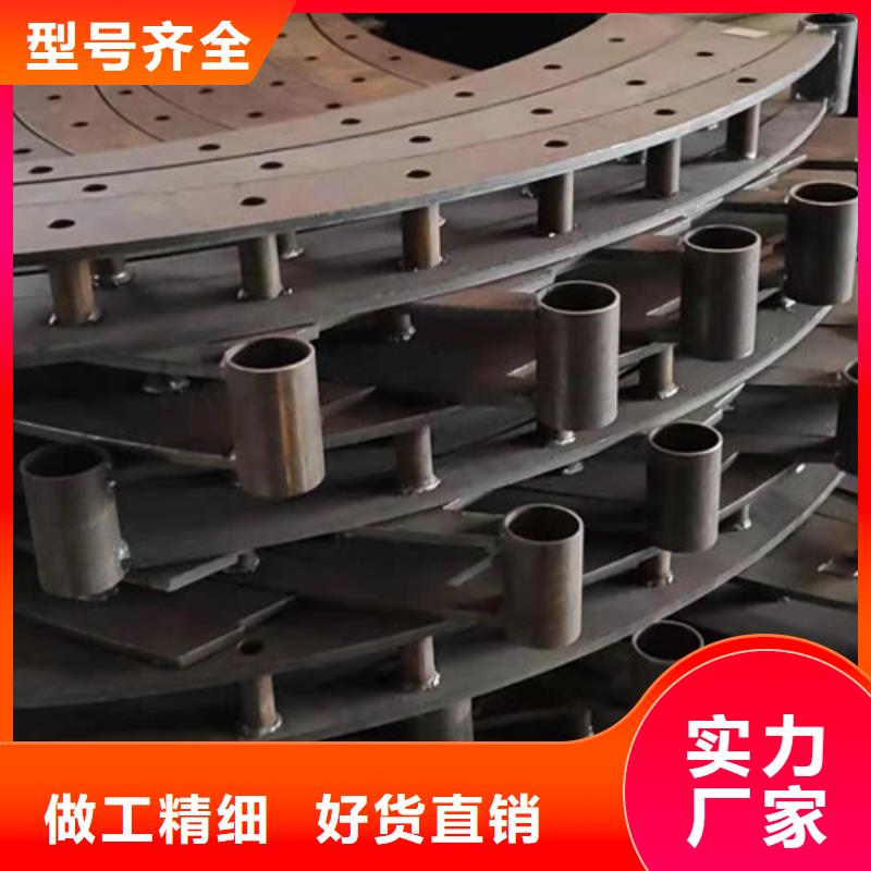 噴塑護(hù)欄立柱-燈光護(hù)欄特殊規(guī)格