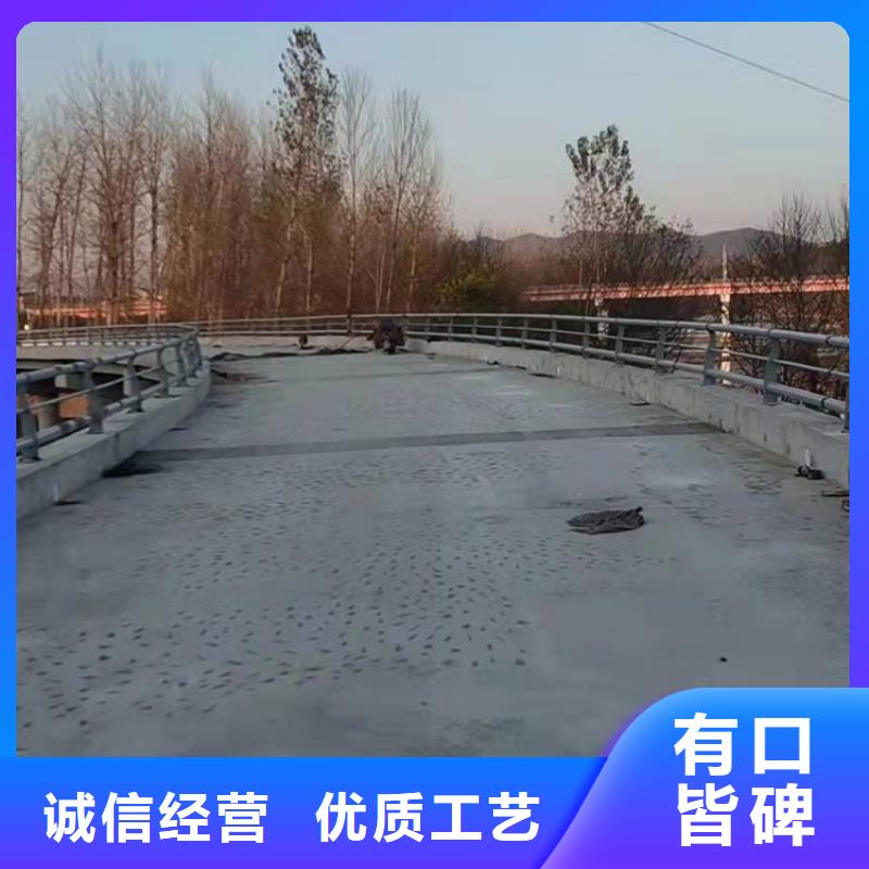 不銹鋼護欄橋梁隔離護欄專業(yè)生產(chǎn)團隊