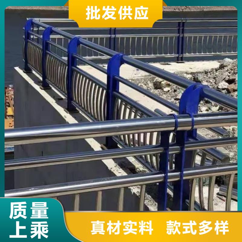 防撞護欄燈光防撞護欄專業(yè)生產(chǎn)制造廠