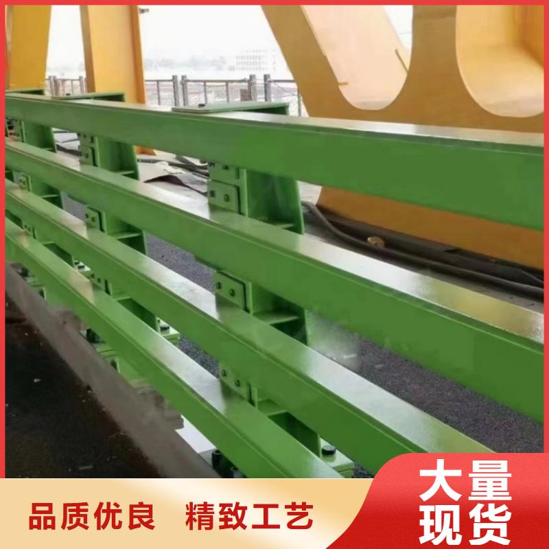 防撞護(hù)欄304不銹鋼欄桿品質(zhì)過硬